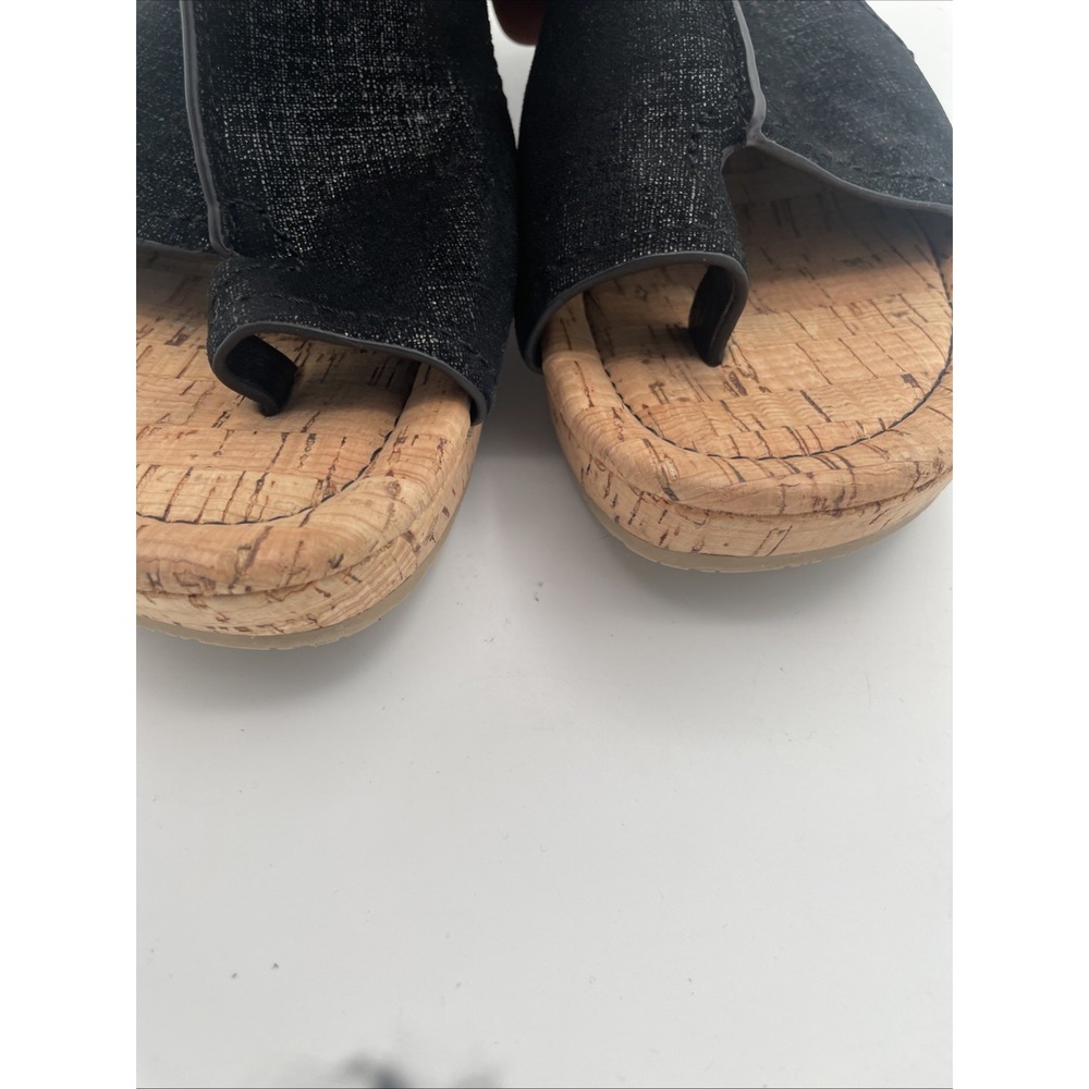 Donald Pliner Gerie Women's Size 10M Black Leather Cork Wedge Thong Sandals - Picture 9 of 11
